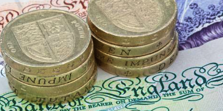 Sterling Loses Ground Under Pressure from BOE