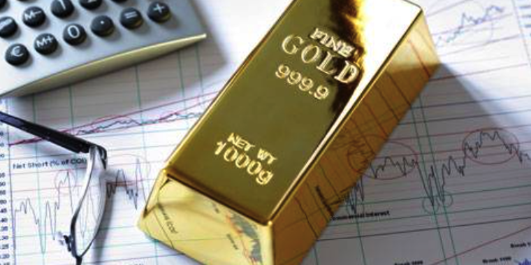Gold Backs Off Two-Month High Ahead of Powell's Remarks